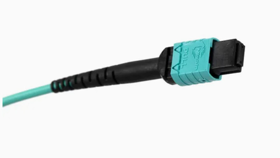 کابل فیبر نوری متوافق با MTP Om3 MPO به MPO برای Qsfp + Transceivers ارتباطات 5g نوع B