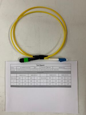 MTP دقیق MPO به LC Breakout Patch Cord با اتصال 2 فیبر و اتصال دهنده های APC / UPC اختیاری برای اتصال انعطاف پذیر