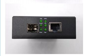 مبدل رسانه فیبر نوری 10 گیگابیت مدیریت نشده با پورت SFP+ و RJ45 فروش مستقیم کارخانه اتصال شبکه قابل اعتماد