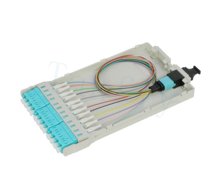 1U / 2U / 4U High Density MPO Cassette Patch Panel (پنت پیچ کیست MPO با چگالی بالا)