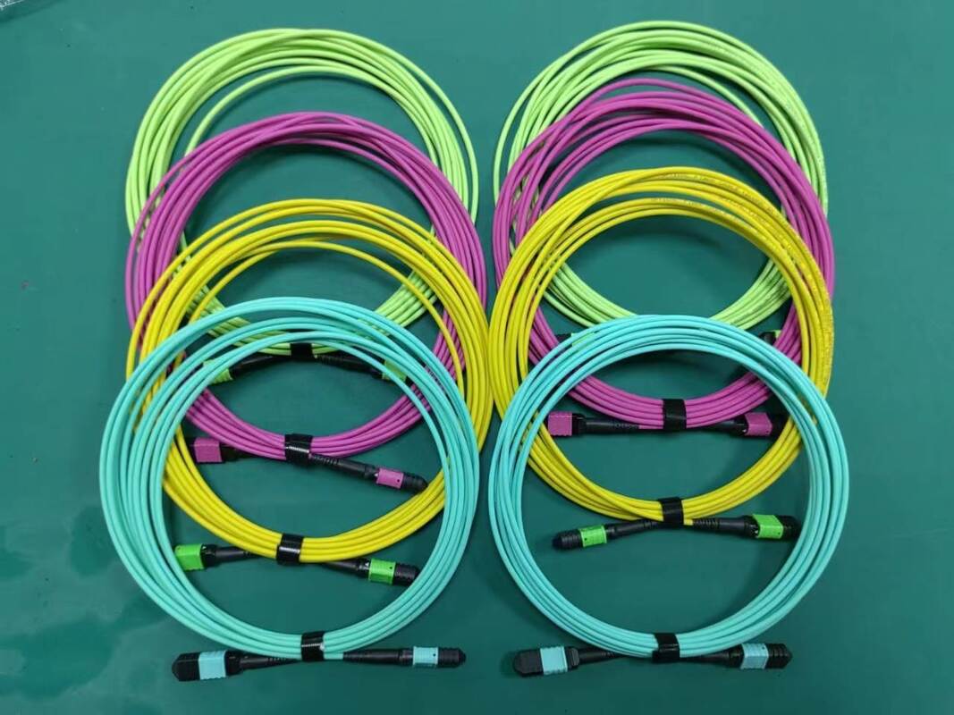 کابل پچ فیبر از پیش خاتمه یافته چند هسته ای MPO MTP برای برنامه های کاربردی مراکز داده با تراکم بالا