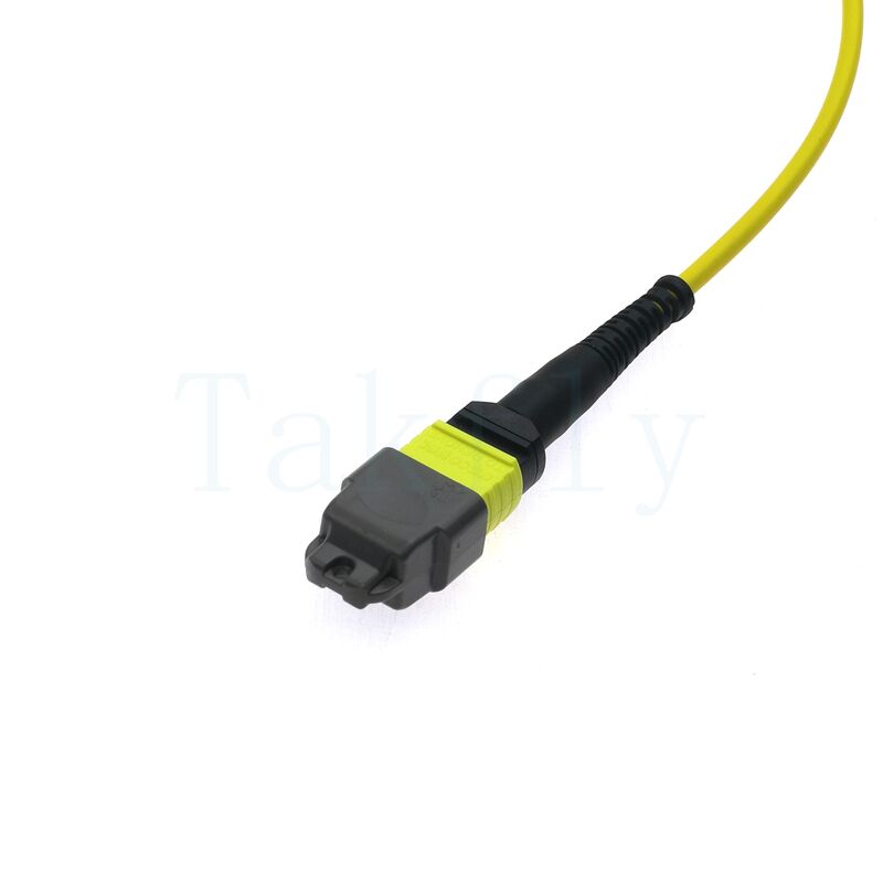 12F MTP(M)   MTP(F) کابل پیچ APC، SM G657A1، 1m، 3.0mm، LSZH زرد، بوت غیر حساس به خم شدن، از دست دادن کم