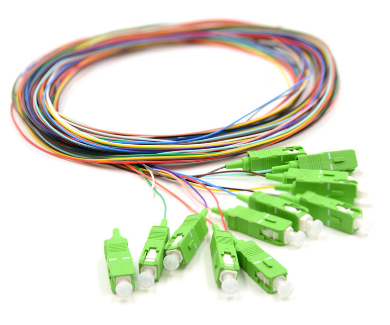 SC/APC 12 رنگی فیبر نوری Pigtail Set ️ کد رنگی برای شناسایی آسان، یک انتهای متصل، یک انتهای فیبر برهنه، برای جعبه های پایان، اسپلایسینگ و اتصال تجهیزات